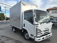 ISUZU Elf Aluminum Van TRG-NLR85AN 2015 104,911km_1
