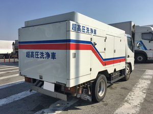 Canter High Pressure Washer Truck_2