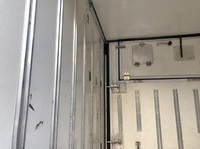 MAZDA Titan Refrigerator & Freezer Truck PB-LKR81AN 2005 561,000km_7