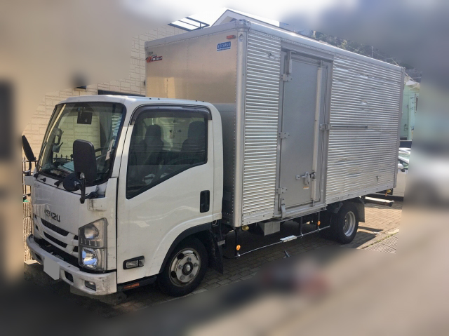 ISUZU Elf Aluminum Van TRG-NLR85AN 2015 131,629km