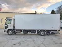 ISUZU Forward Refrigerator & Freezer Truck TKG-FRR90T2 2016 2,900km_5
