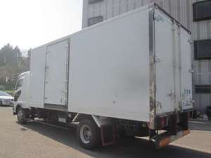 Fighter Refrigerator & Freezer Truck_2