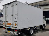 HINO Dutro Refrigerator & Freezer Truck PB-XZU414M 2006 258,000km_2