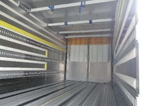 UD TRUCKS Quon Refrigerator & Freezer Truck LKG-CG5ZA 2011 698,700km_14