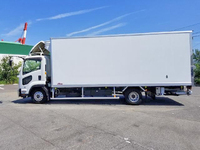 ISUZU Forward Refrigerator & Freezer Truck TKG-FRR90S2 2015 111,896km_4