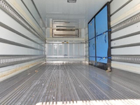 ISUZU Forward Refrigerator & Freezer Truck TKG-FRR90S2 2015 111,896km_9