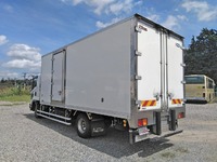 ISUZU Forward Refrigerator & Freezer Truck TKG-FRR90S2 2013 225,892km_4
