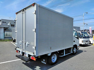 Toyoace Aluminum Van_2