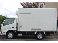 TOYOTA Toyoace Refrigerator & Freezer Truck BDG-XZU368 2008 224,000km_3