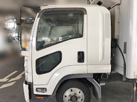 ISUZU Forward Refrigerator & Freezer Truck TKG-FRR90S2 2013 298,000km_5
