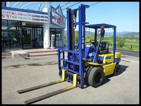 KOMATSU  Forklift FD25-11  3,374h