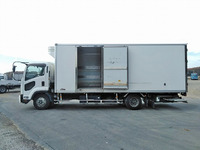 ISUZU Forward Refrigerator & Freezer Truck TKG-FRR90T2 2013 387,983km_6