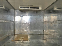 HINO Dutro Refrigerator & Freezer Truck KK-XZU401M 2000 431,000km_14