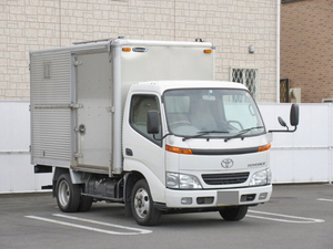 Toyoace Aluminum Van_2