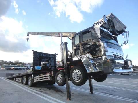 ISUZU Giga Safety Loader (With 3 Steps Of Cranes) U-CXH71S 1991 542,269km