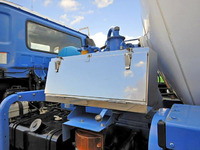 UD TRUCKS Condor Mixer Truck QDG-PW39L 2013 94,288km_16