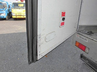 HINO Dutro Refrigerator & Freezer Truck BDG-XZU424M 2009 209,000km_10