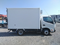 TOYOTA Dyna Refrigerator & Freezer Truck SKG-XZU605 2011 106,542km_7