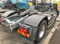 UD TRUCKS Quon Trailer Head LKG-GK6XAB 2011 694,277km_2