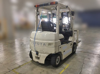 TOYOTA  Forklift 7FB25 2008 10,554.1h_6