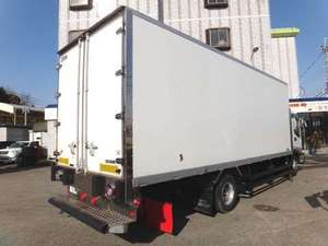 Forward Refrigerator & Freezer Truck_2