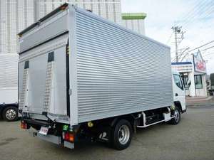 Canter Aluminum Van_2