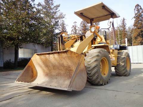 KOMATSU  Wheel Loader WA70-1 1989 2,455km