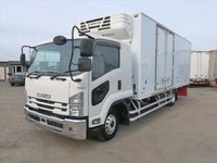 ISUZU Forward Refrigerator & Freezer Truck TKG-FRR90T2 2017 3,892km_3