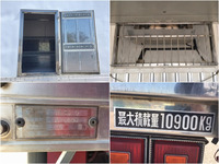UD TRUCKS Quon Refrigerator & Freezer Truck ADG-CD4YA 2006 723,403km_14