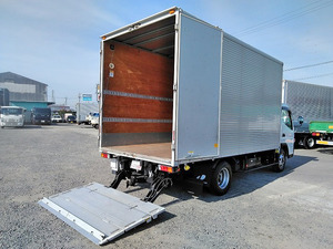 Canter Aluminum Van_2