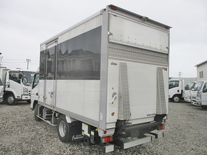 Canter Aluminum Van_2