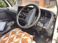 TOYOTA Hiace Box Van U-LH113V 1995 166,844km_15