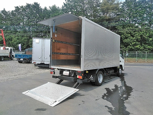 Canter Aluminum Van_2