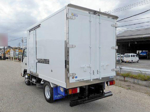 Elf Refrigerator & Freezer Truck_2