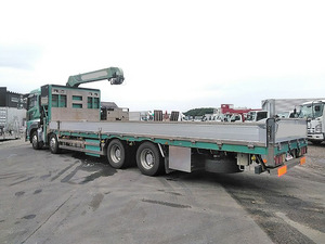 Quon Truck (With 5 Steps Of Unic Cranes)_2