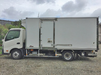 HINO Dutro Refrigerator & Freezer Truck TKG-XZU710M 2014 69,878km_5