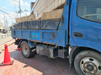 HINO Dutro Dump PB-XZU314T 2006 174,801km_5