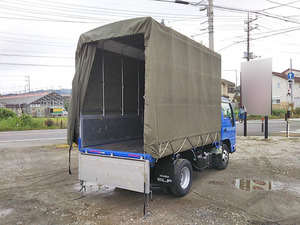 Elf Covered Truck_2