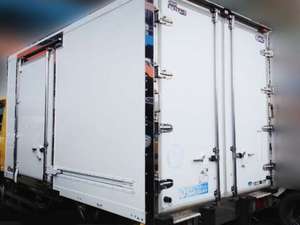 Elf Refrigerator & Freezer Truck_2