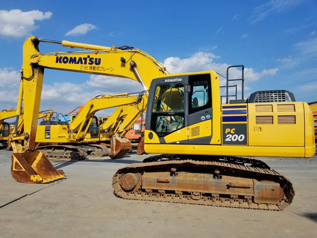 雑誌で紹介された KOMATSU PC200-10 非売品 kead.al