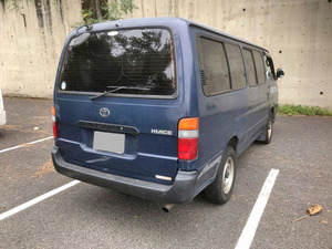 Hiace Box Van_2