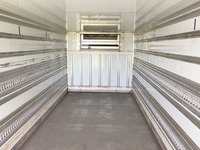 ISUZU Forward Refrigerator & Freezer Truck ADG-FRD90K3S 2005 1,307,480km_8