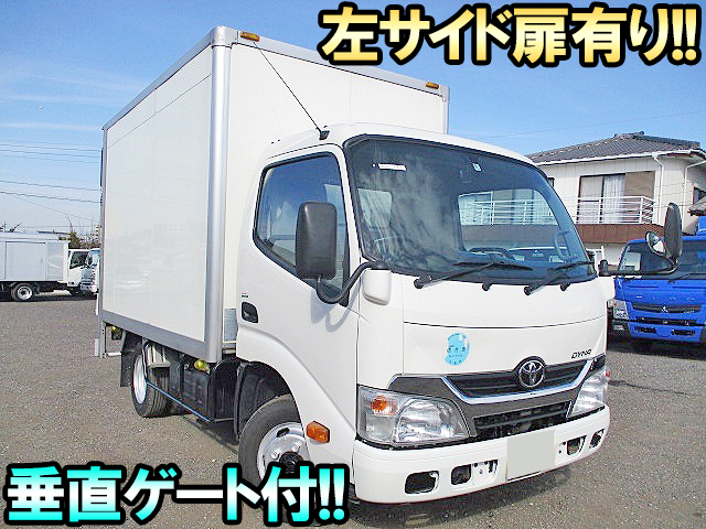 TOYOTA Dyna Panel Van TKG-XZU605 2013 109,739km