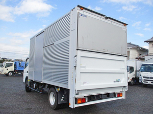 Canter Aluminum Van_2