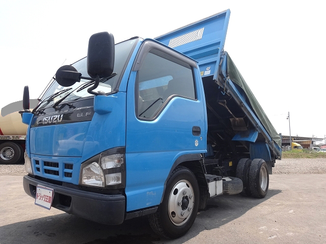 ISUZU Elf Dump PB-NKR81AN 2004 137,042km