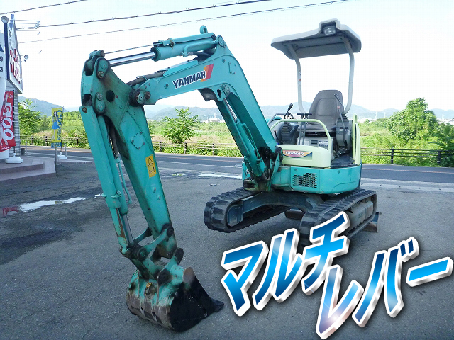 YANMAR  Mini Excavator VIO30-3 2005 2,735h