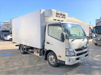 HINO Dutro Refrigerator & Freezer Truck TKG-XZU710M 2014 226,066km_3