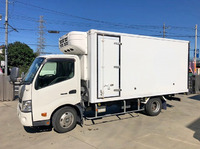 HINO Dutro Refrigerator & Freezer Truck TKG-XZU710M 2014 226,066km_5
