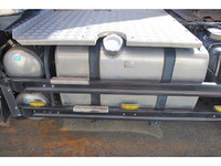 ISUZU Giga Trailer Head QKG-EXD52AD 2015 232,524km_9