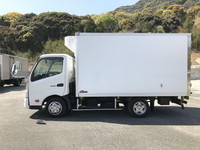 HINO Dutro Refrigerator & Freezer Truck TKG-XZU700M 2012 179,932km_5